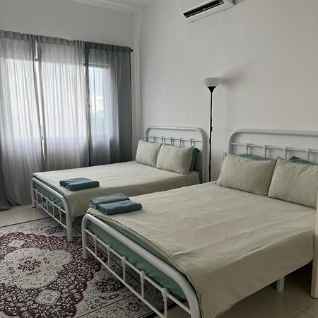Bunga Homestay Sea View Kuala Terengganu Buitenkant foto
