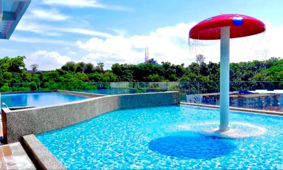 Bunga Homestay Sea View Kuala Terengganu Buitenkant foto