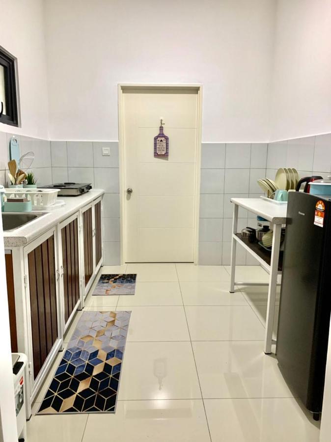Bunga Homestay Sea View Kuala Terengganu Buitenkant foto