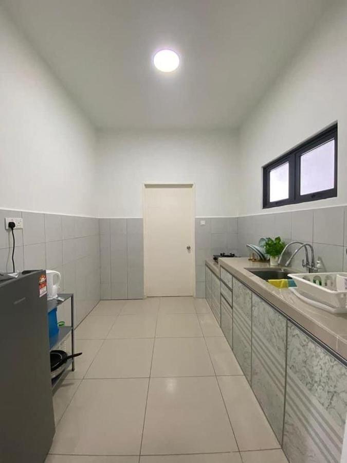 Bunga Homestay Sea View Kuala Terengganu Buitenkant foto